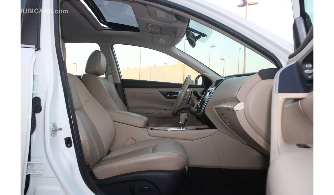 نيسان ألتيما نيسان التيما 2018 خليجي فل أوبشن 6 سليندر رقم 1 بدون صبغ بدون حوادث نظيفه جدا من الداخل والخارج