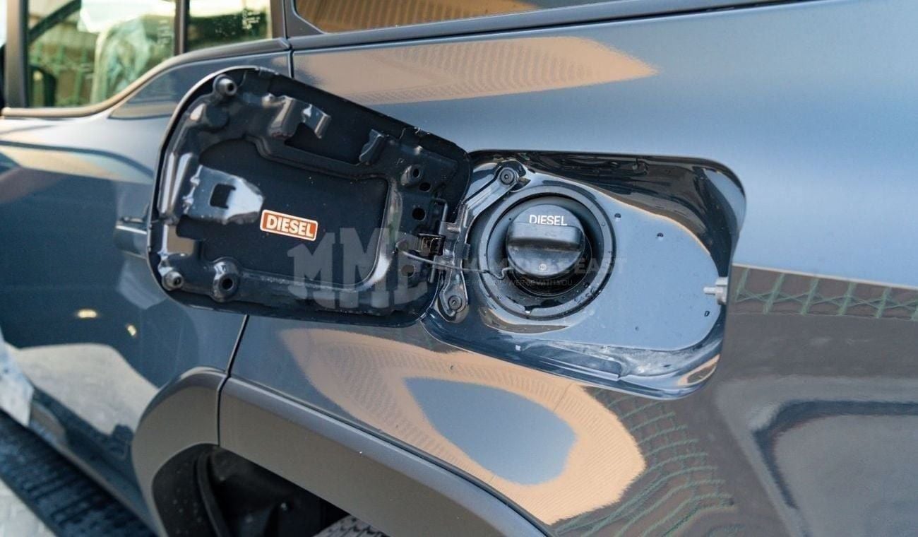 Toyota Prado Limited | 2.8 L | V4 | Turbo | Diesel | 2025