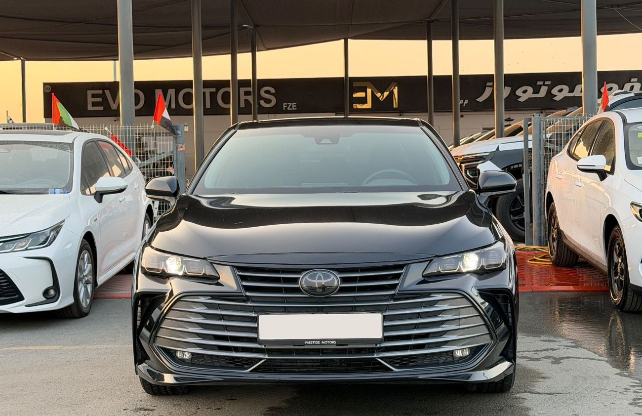 تويوتا افالون Hybrid 2021