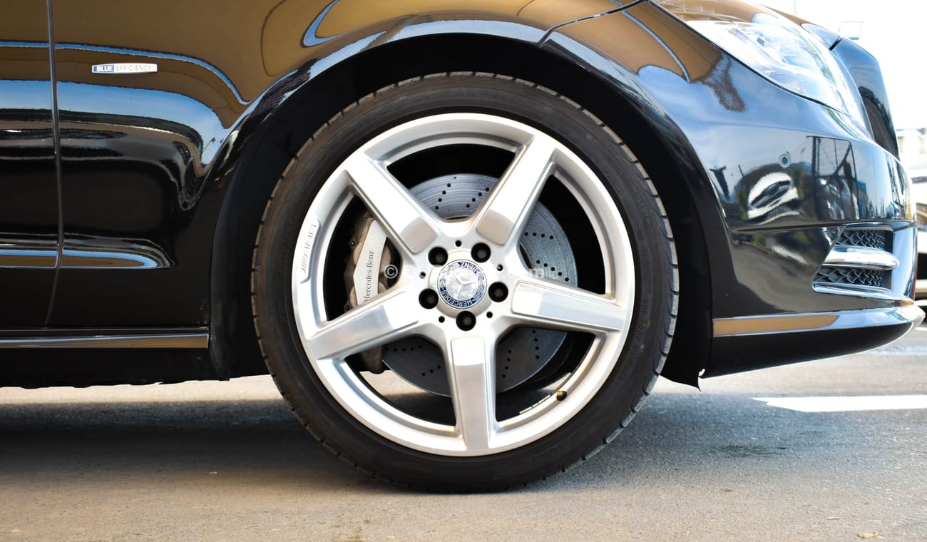 Mercedes-Benz CLS 550