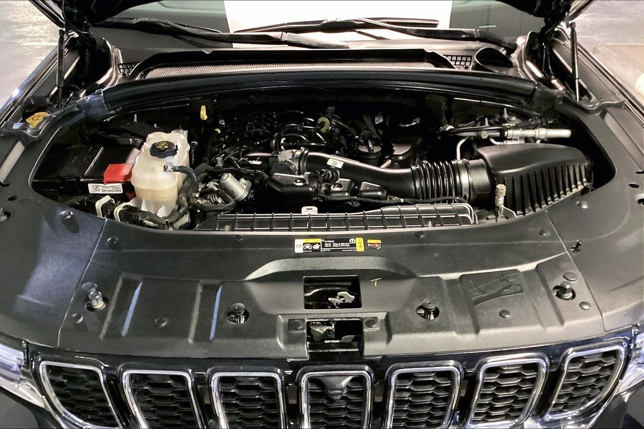 Toyota Camry SE+ | Guaranteed Warranty | 0 Down Payment