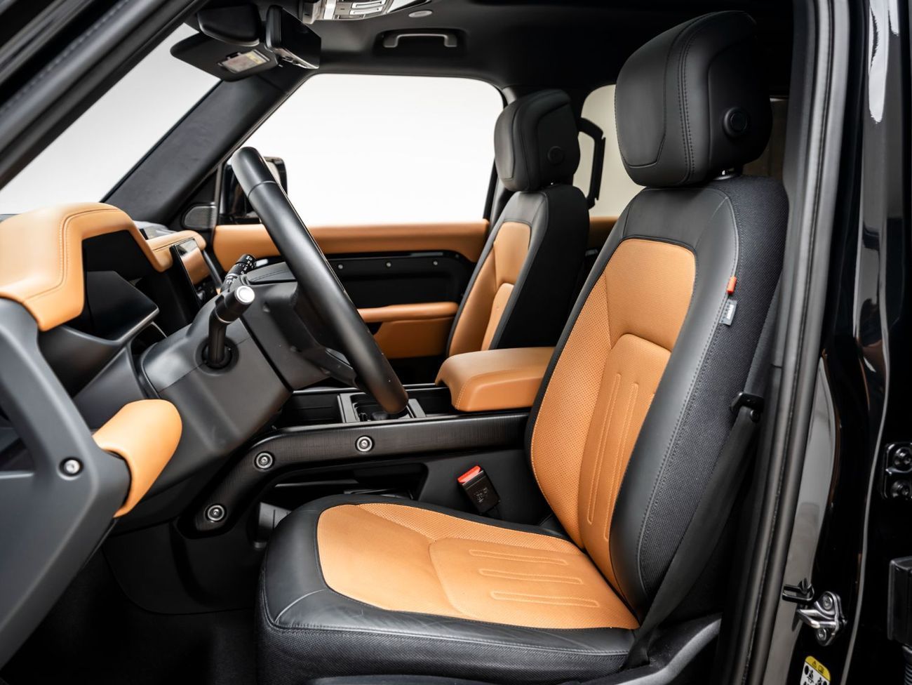 لاند روفر ديفندر P400 110 X 3.0L (5 Seater)