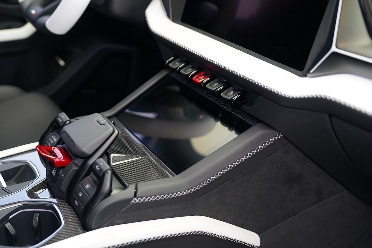 Lamborghini Urus STD 4.0T V8 SE