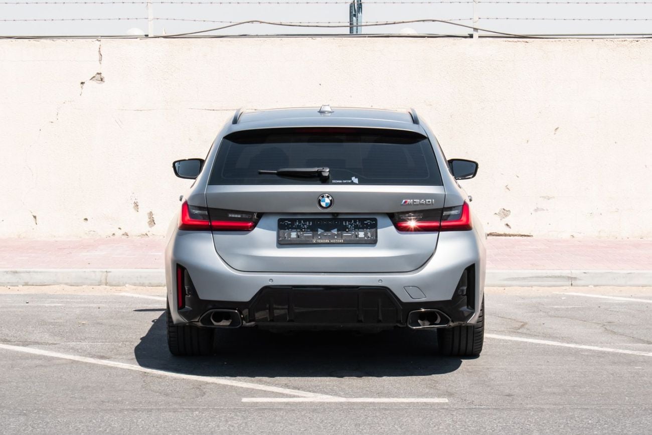 بي أم دبليو M340i XDRIVE