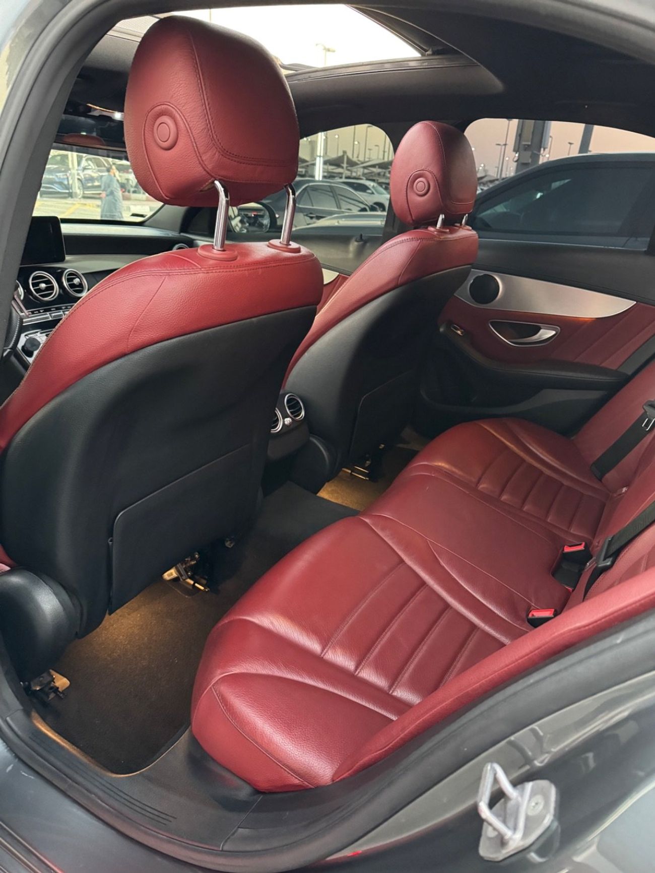 مرسيدس بنز C 200