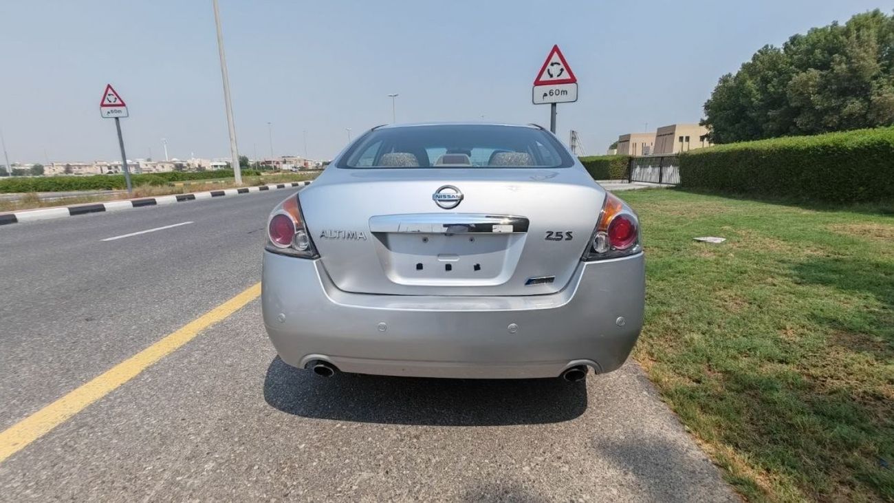 نيسان ألتيما Nissan Altima Model 2012