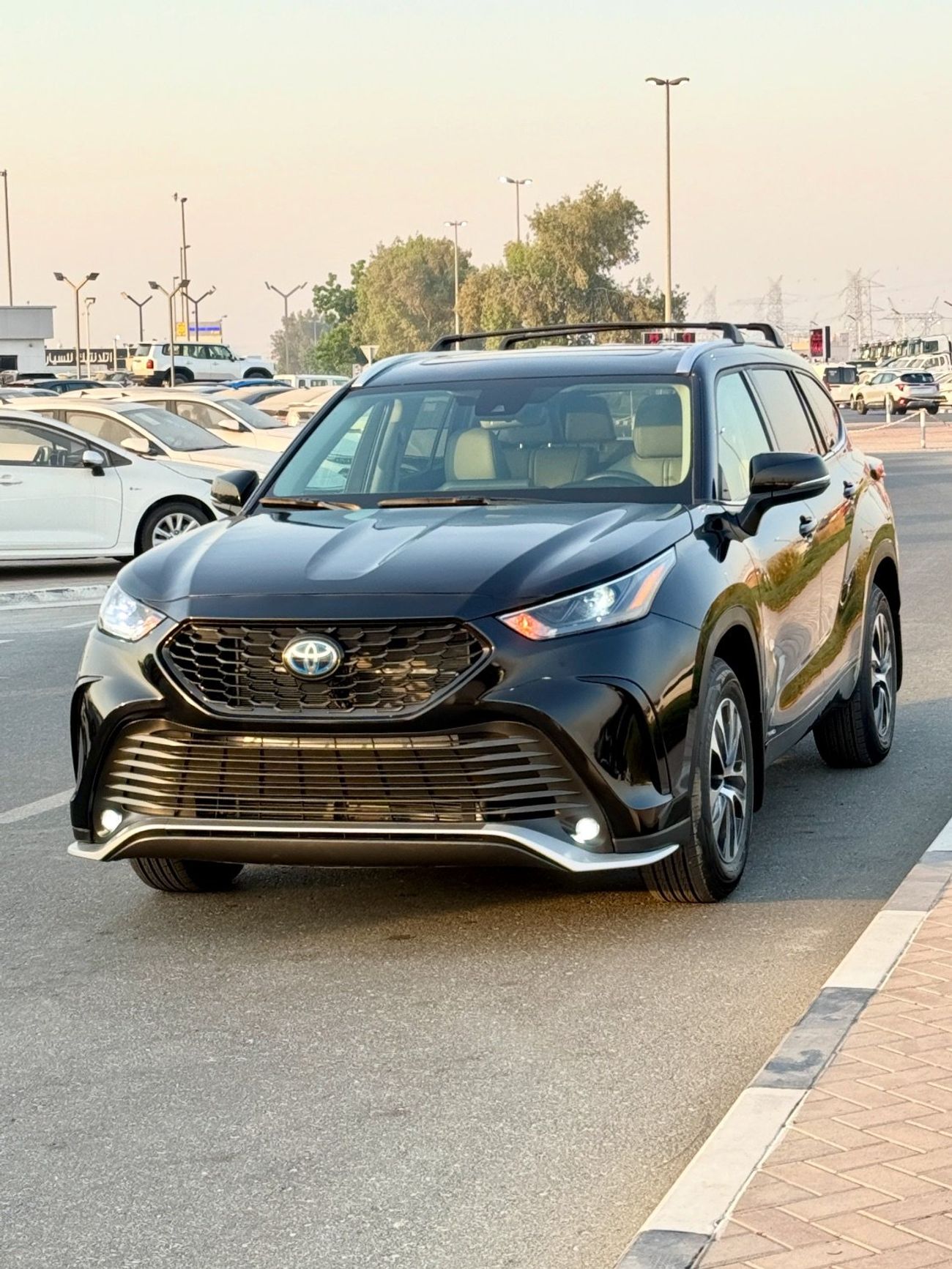 Toyota Highlander Highlander xle Hybrid AWD