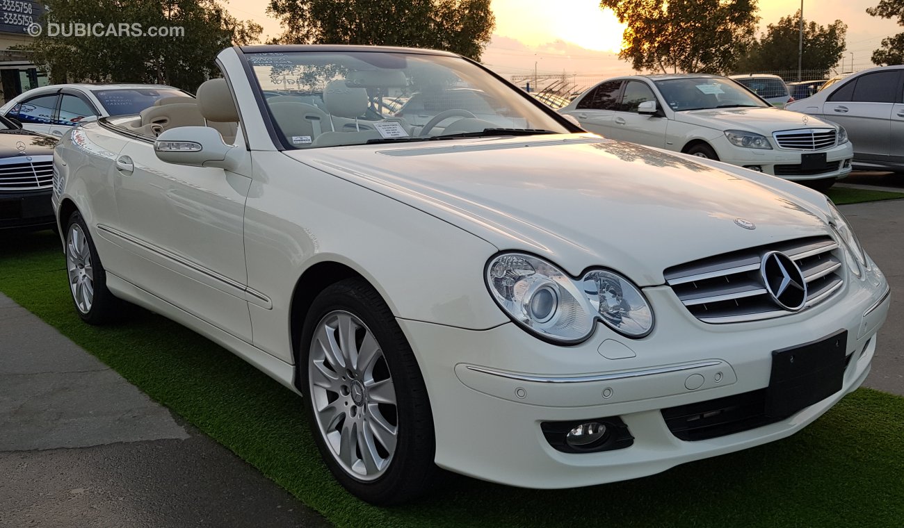 Mercedes-Benz CLK 350 Japan imported 2008- Very clean car free accident 68000 km only