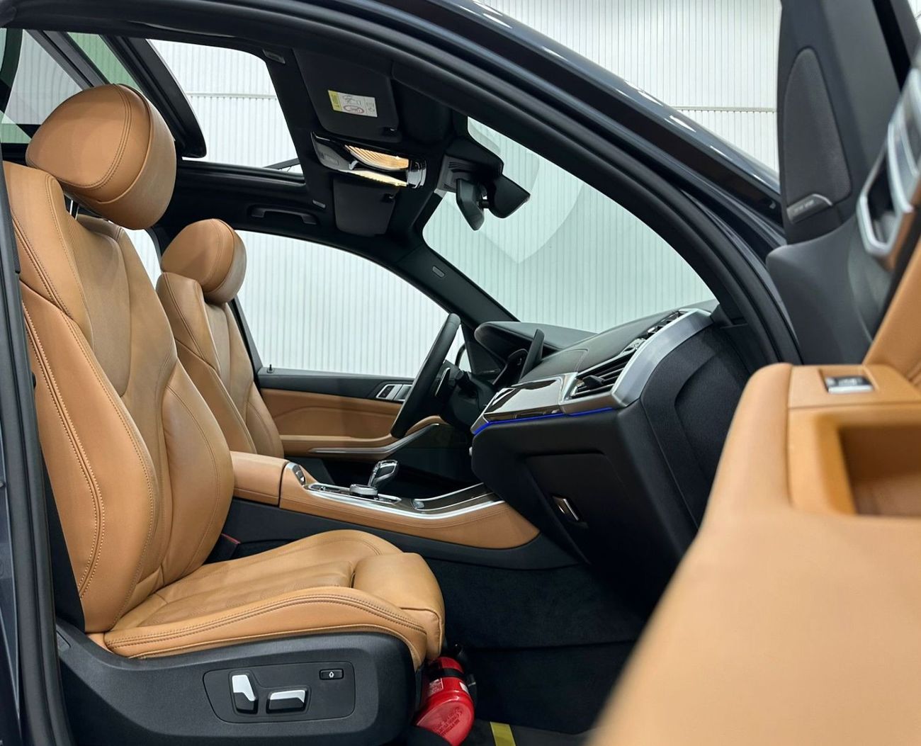 BMW X5 40i xDrive 2019 BMW X5 XDrive40i(Full Option), May 2027 AGMC Service Contract, Full Agency Service H