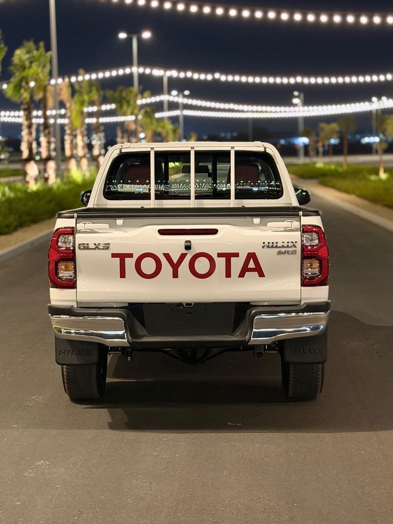 Toyota Hilux GLX 2.7L A/T PETROL 2026 FULL OPTION
