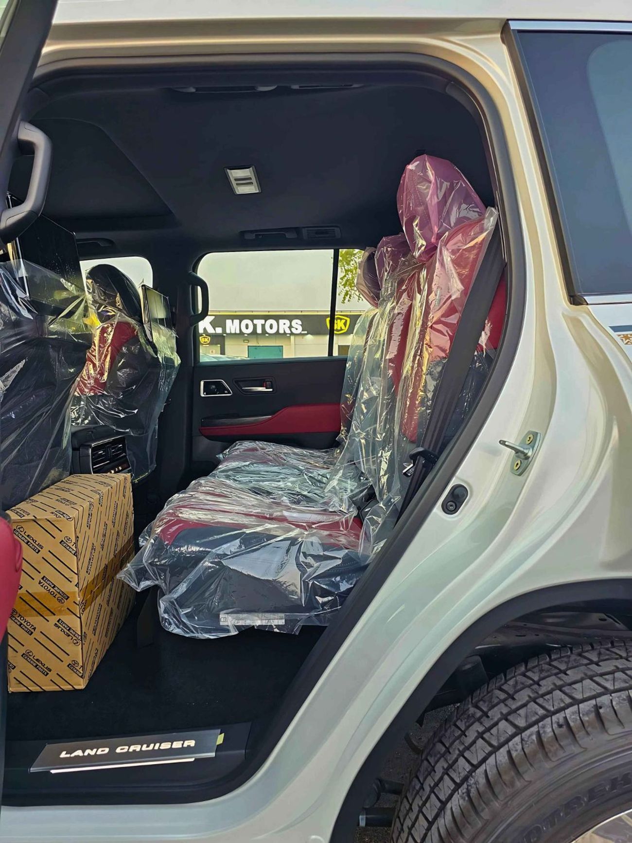 Toyota Land Cruiser VXR 3.5L VXR TWIN TURBO | 3.5L V6 PETROL | POWER WITH LEATHER SEATS | 360* CAMERA | HEADUP DISPLAY |