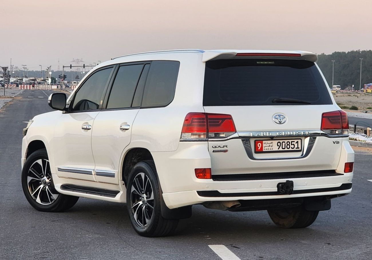 تويوتا لاند كروزر GX.R V8 upgrade 2021
