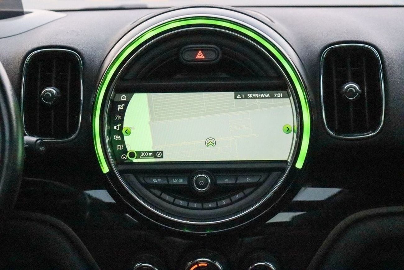 ميني كوبر إس كونتري مان Mini Copper Countryman S / 2018 / GCC / Original Paint/ First Owner