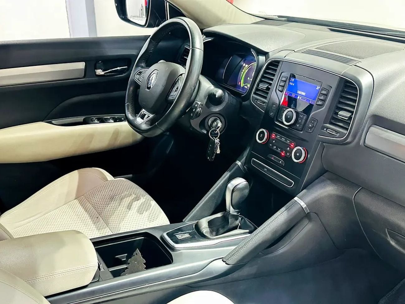 Renault Koleos LE 2.5L