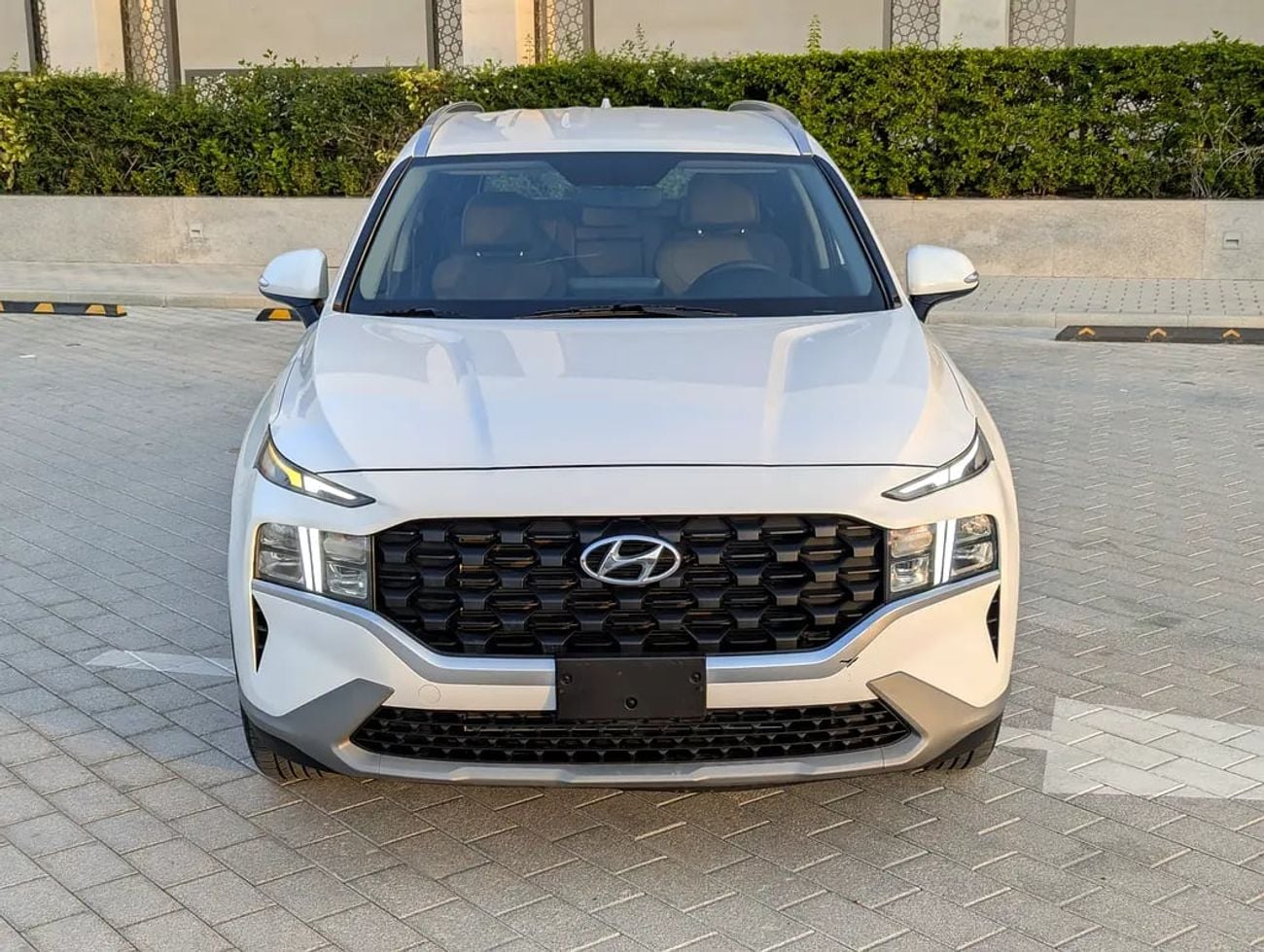 هيونداي سانتا في GCC Specs - Pristine Condition Inside Out With Low KM Also Avaliable With Bank