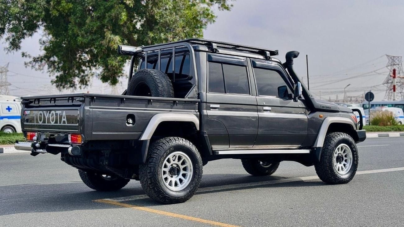 Toyota Land Cruiser Pick Up DOUBLE CABIN PICKUP | AWNING ROOF SIDE CAMPING TENT | RHD | 2018 | 4.5L DIESEL ENGINE | AIR SNORKEL