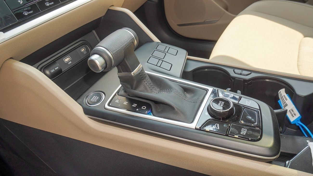 كيا سبورتيج Brand New Kia Sportage 2025 Export 1.6L 2WD Petrol|Silver/Beige|N-KIA-SPO-1.6-25|