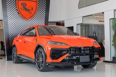 Lamborghini Urus SE Slightly Used | WARRANTY & SERVICE CONTRACT | FULL CARBON FIBER | 2025
