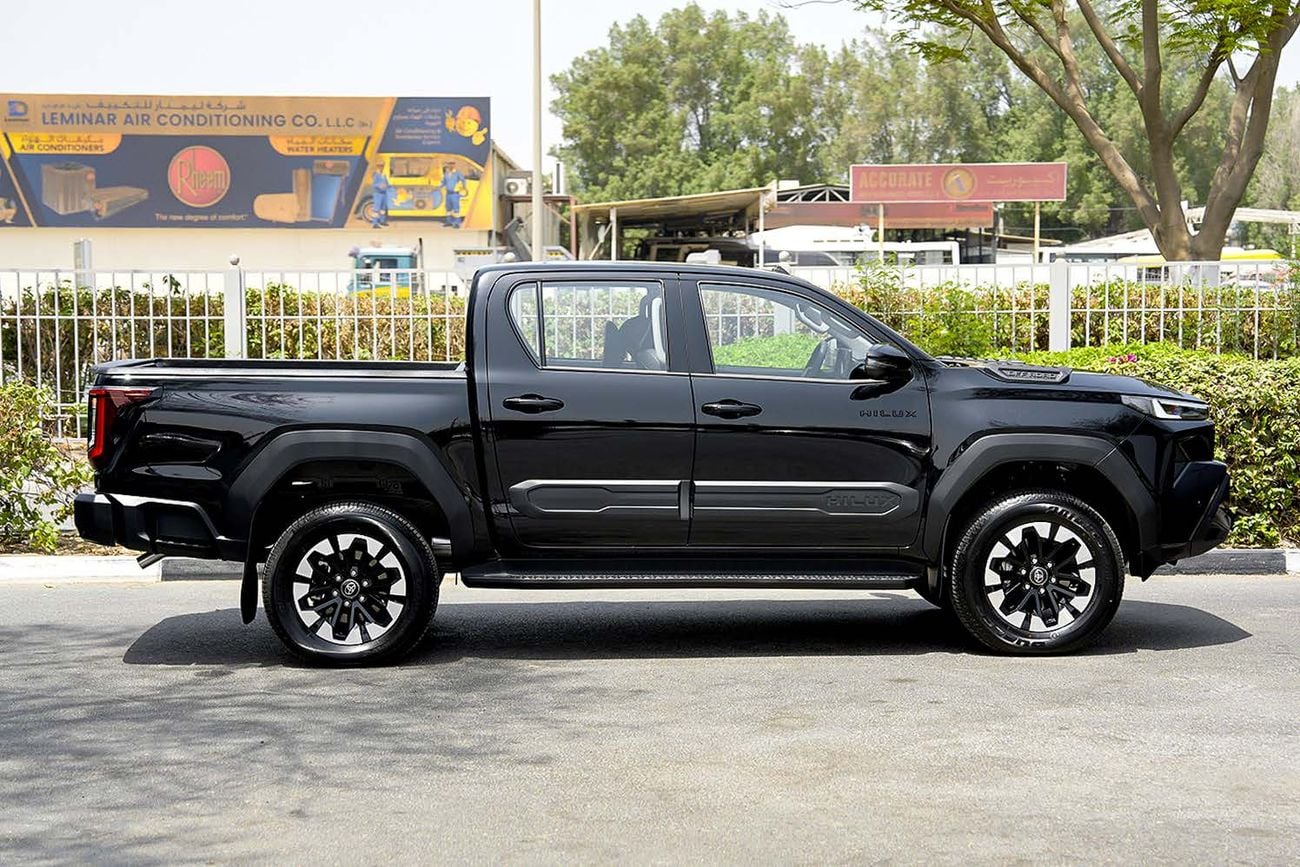 Toyota Hilux ADVENTURE 2026 Toyota Hilux Travo 2.8L Diesel 4x4 Automatic — Thailand Specs