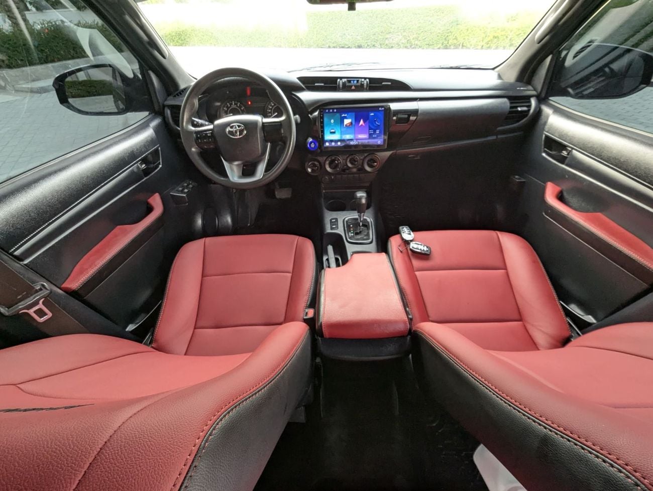 Toyota Hilux Modified to Adventure LHD 2.7L V4 2TR Petrol engine push start Automatic transmission 4WD 5 Seats 4