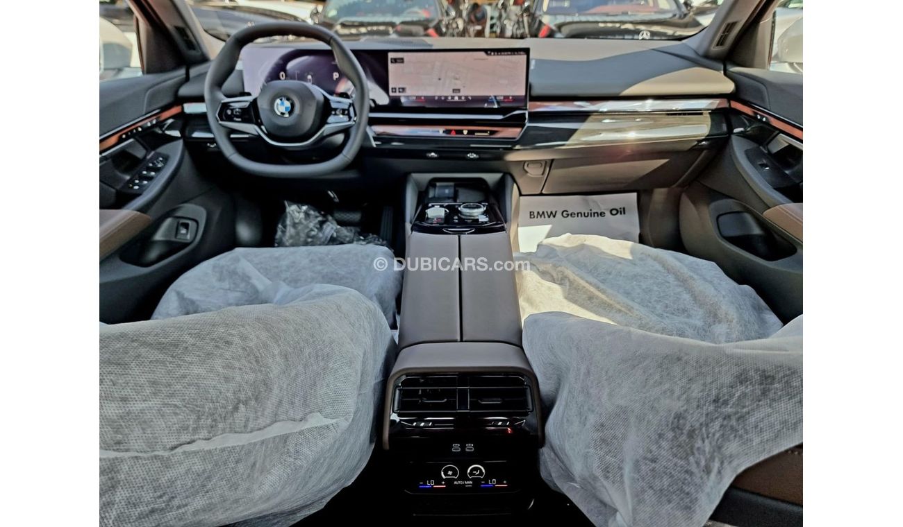 بي أم دبليو 520i i Warranty & Service 2024 GCC