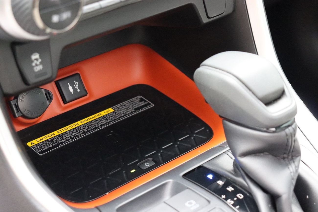 تويوتا راف ٤ Adventure 2.5L AWD Toyota RAV4 Limited AWD / 2020 / GCC / 24,000KM / Original paint