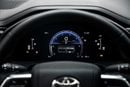 تويوتا لاند كروزر GXR 4.0L - Attitude Black Inside Beige | Export Only