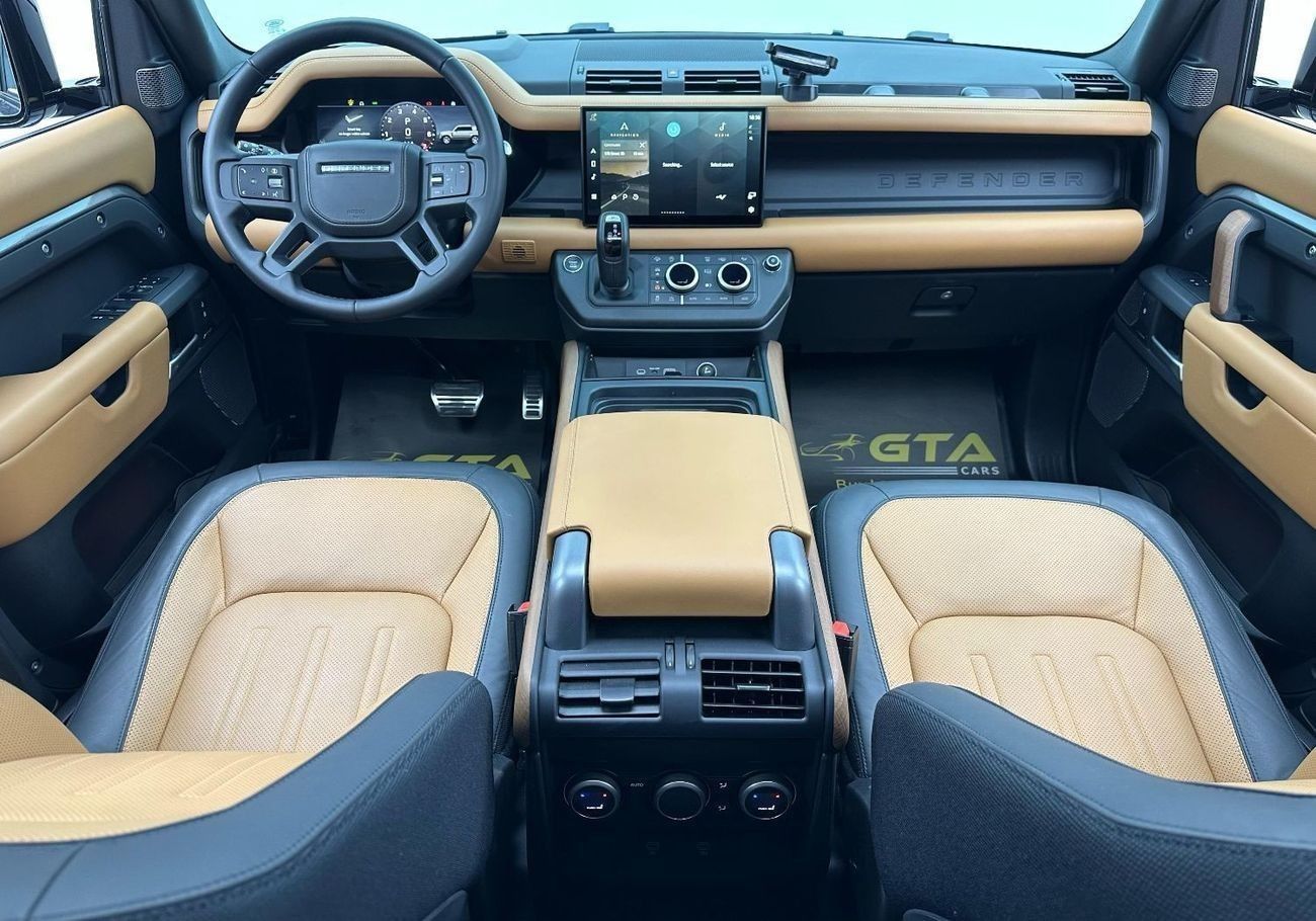 لاند روفر ديفندر P400 110 X-Dynamic 3.0L (5 Seater) 2024 Land Rover Defender P400 110 X-Dynamic, 5 Years Land Rover W