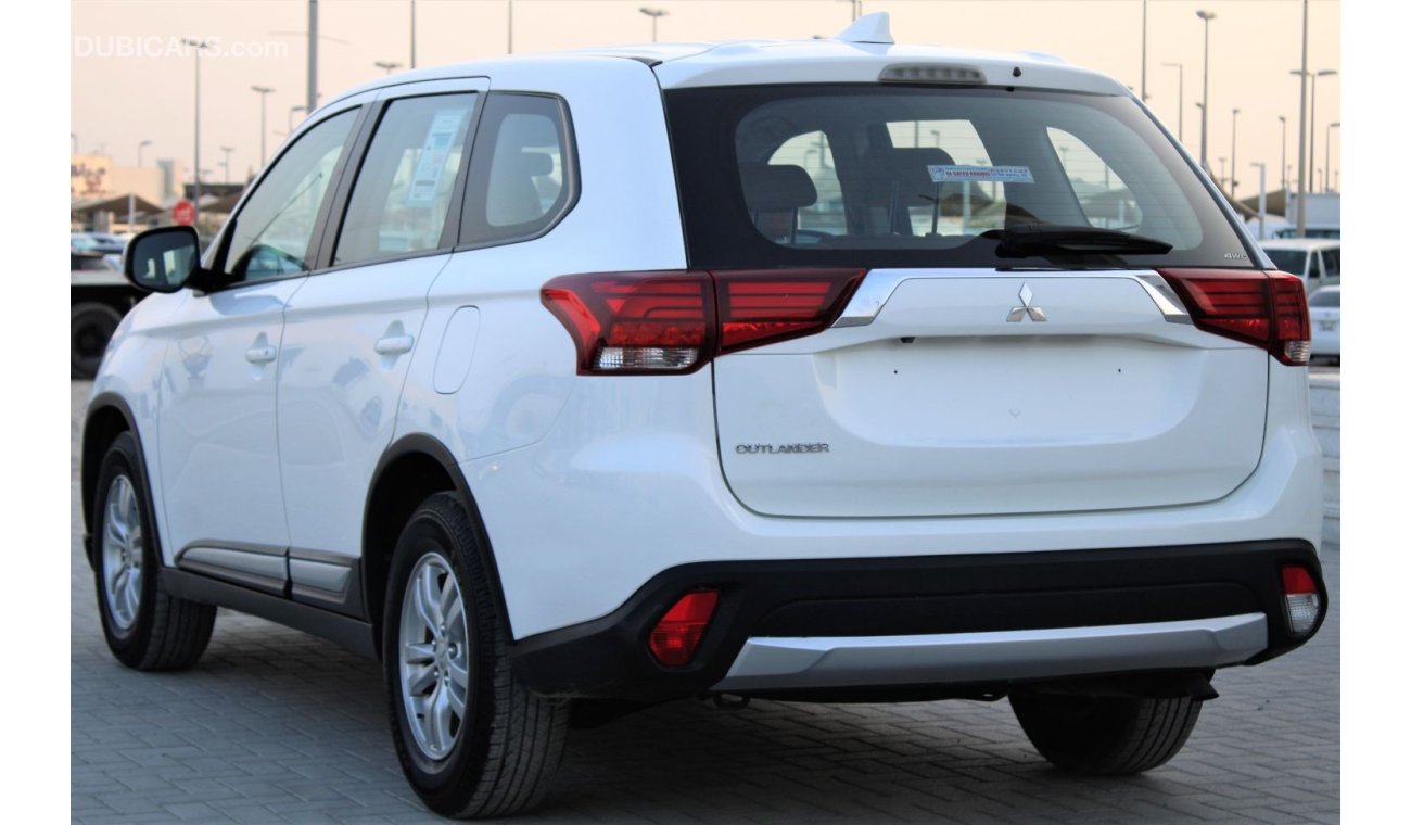 Mitsubishi Outlander Mitsubishi Outlander 2017, GCC, in excellent condition, without paint, without accidents, very clean