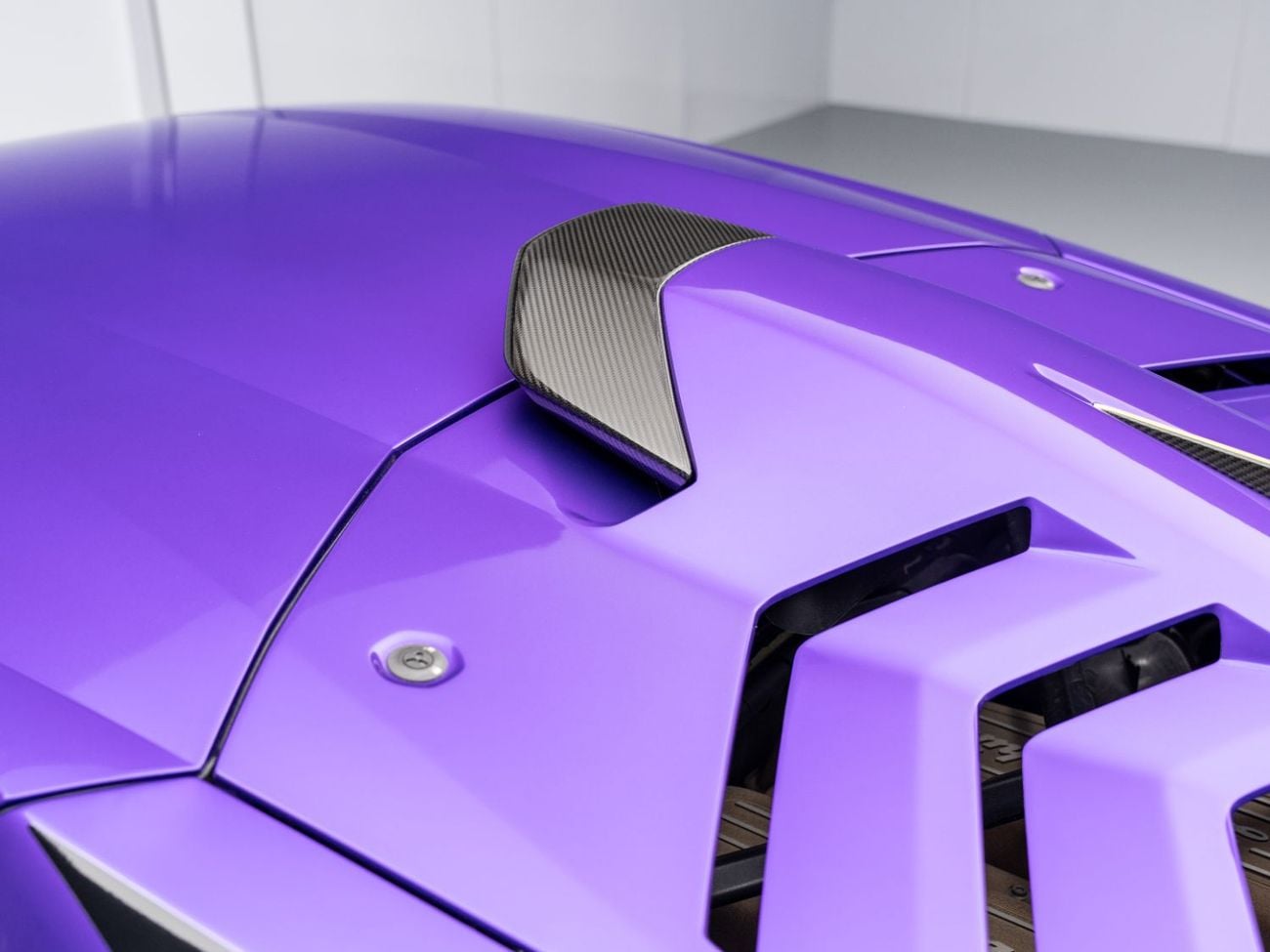 لامبورغيني هوراكان BUY NOW, PAY 2027 | THE BLACKLINE STANDARD | 2027 Lamborghini Warranty, Full Carbon, GCC