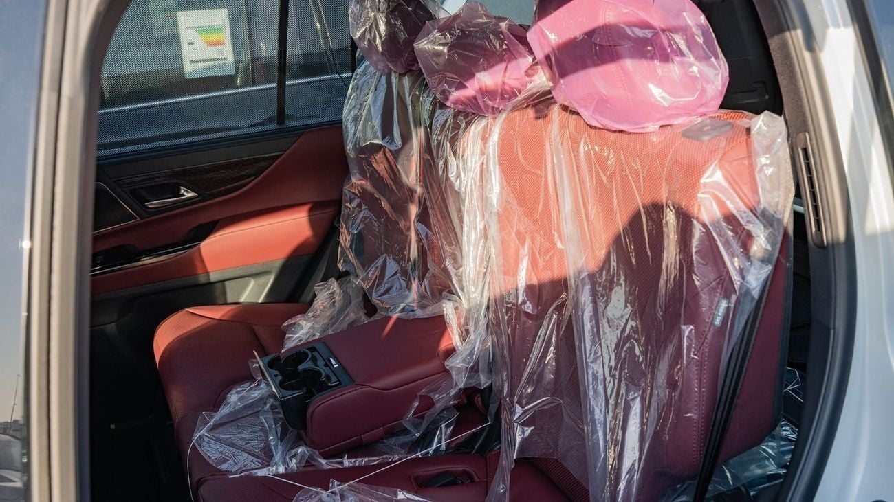 Lexus LX 600 2026 Lexus LX600 Signature 3.5L AT Petrol (White)