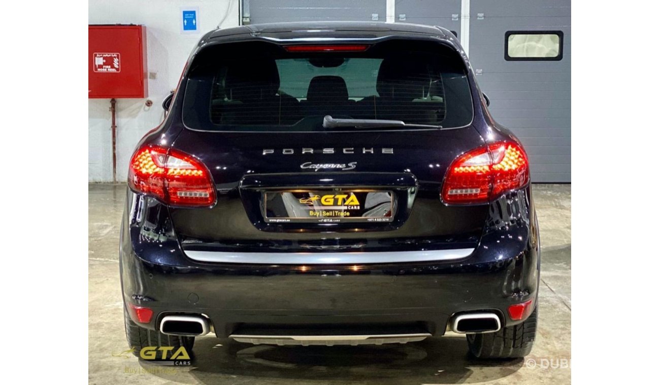 Porsche Cayenne 2011 Porsche Cayenne S, Full Service History, Full Option, GCC, Immaculate Condition
