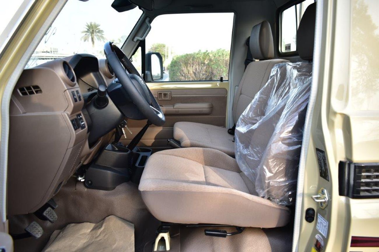 تويوتا لاند كروزر بيك آب 2025 MODEL TOYOTA LAND CRUISER SINGLE CAB PICKUP DLX 2.8L DIESEL 4WD 3-SEATER MANUAL TRANSMISSION –