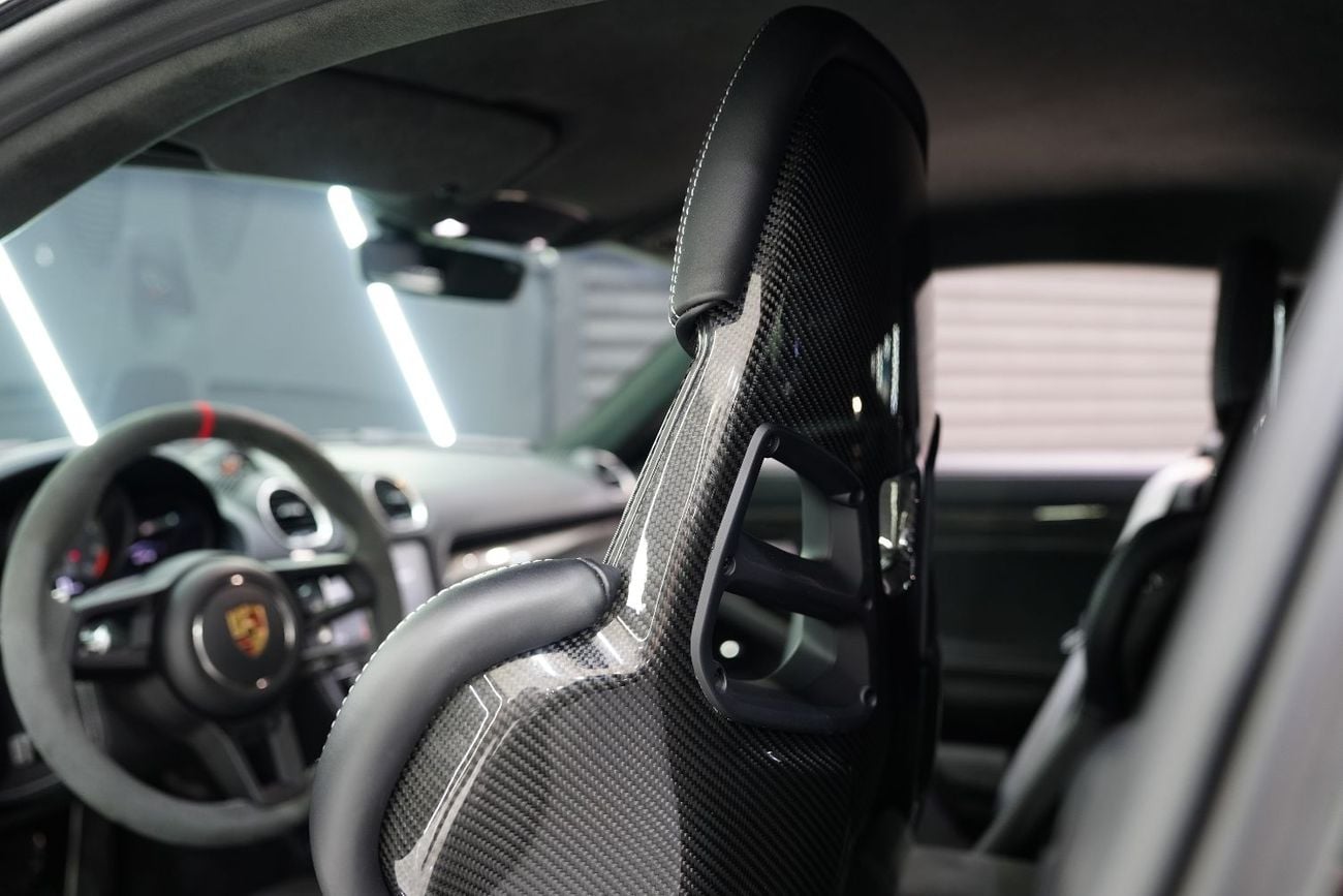 Porsche Cayman Cayman GT4, PDK Transmission, Carbon Interior, Sport Chrono Pack, Al Nabooda Warranty!!