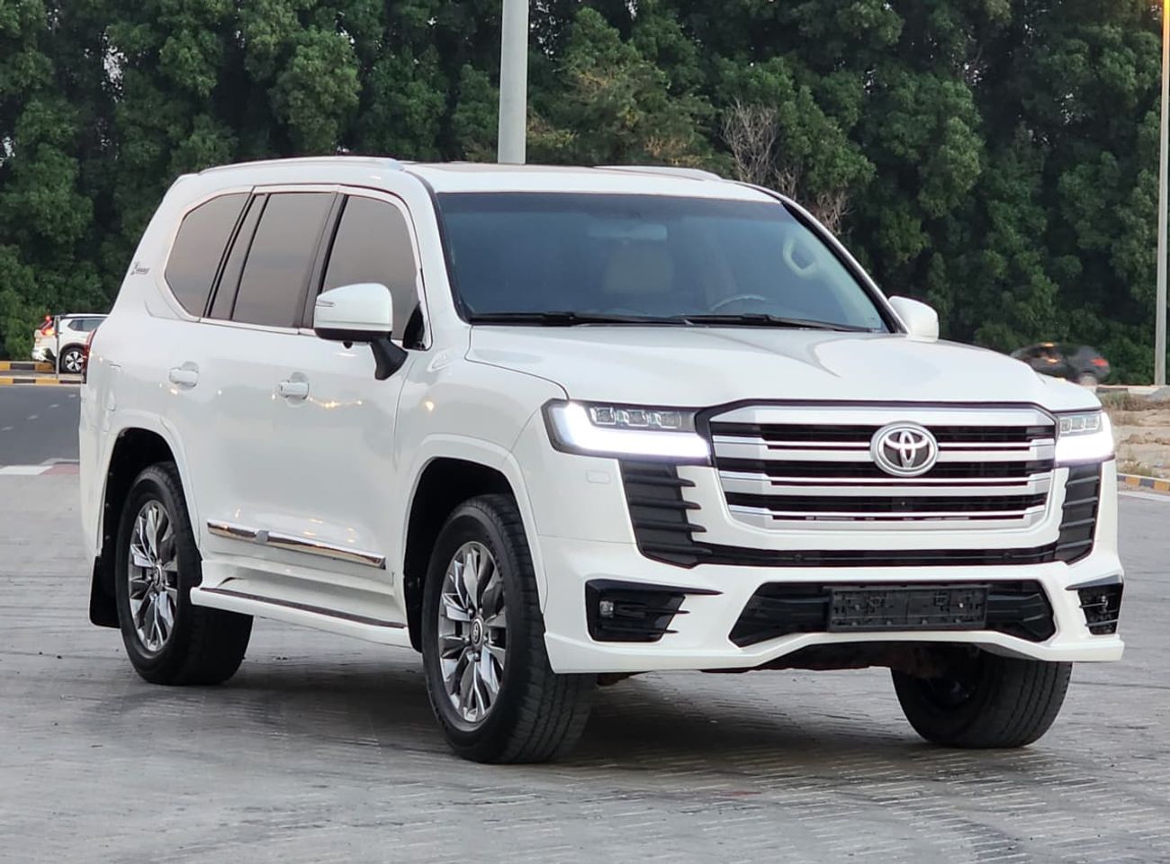 Toyota Land Cruiser GXR V8 MODEL 2014 UPGRADE 2024