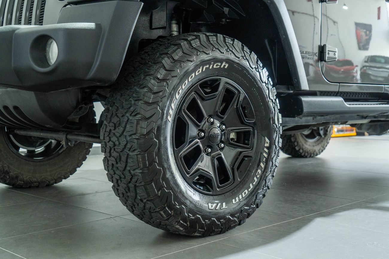 Jeep Willys 2018 Jeep Wrangler Unlimited Willy’s / 5 Year Jeep Warranty & Full Jeep Service History