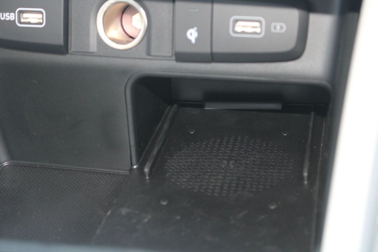 هيونداي توسون HYUNDAI TUCSON 2.0L PETROL SR NVS PLUS AUTO