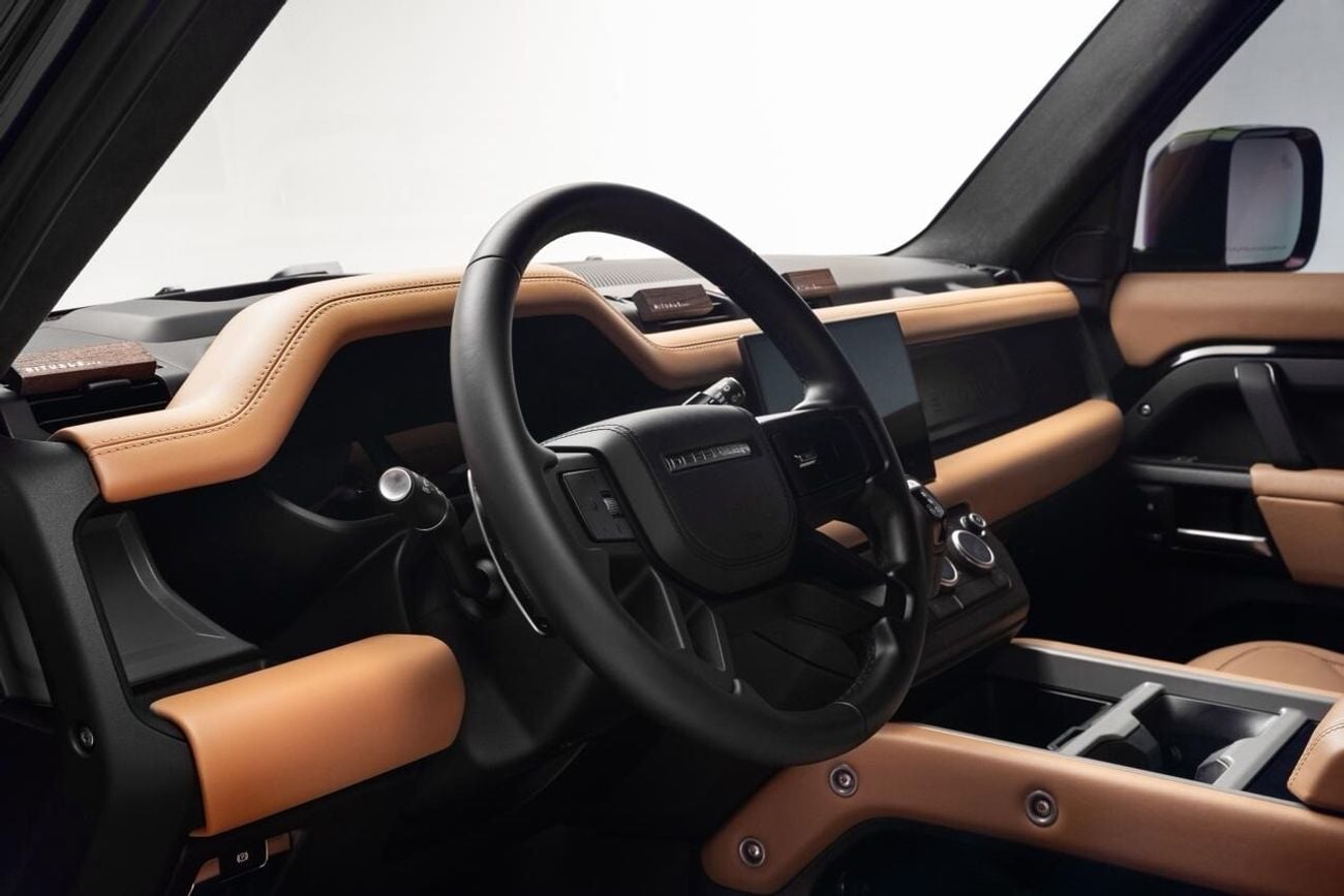 لاند روفر ديفندر 110 X P525 5.0L