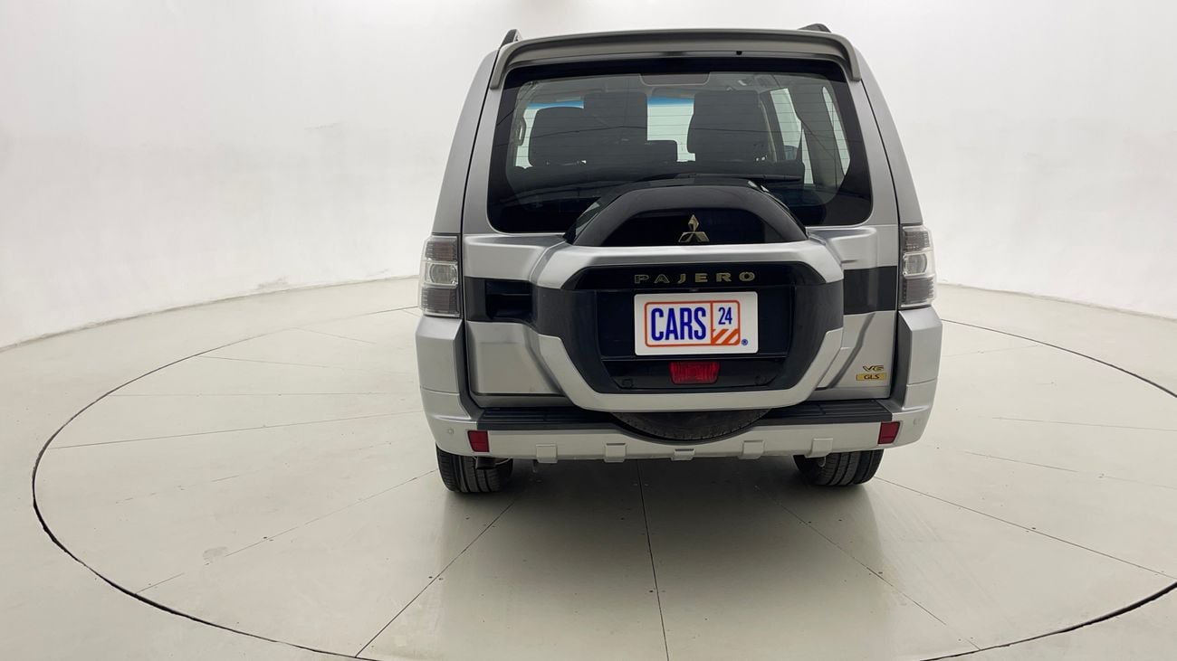 Mitsubishi Pajero GLS MIDLINE 3 | Zero Down Payment | Home Test Drive