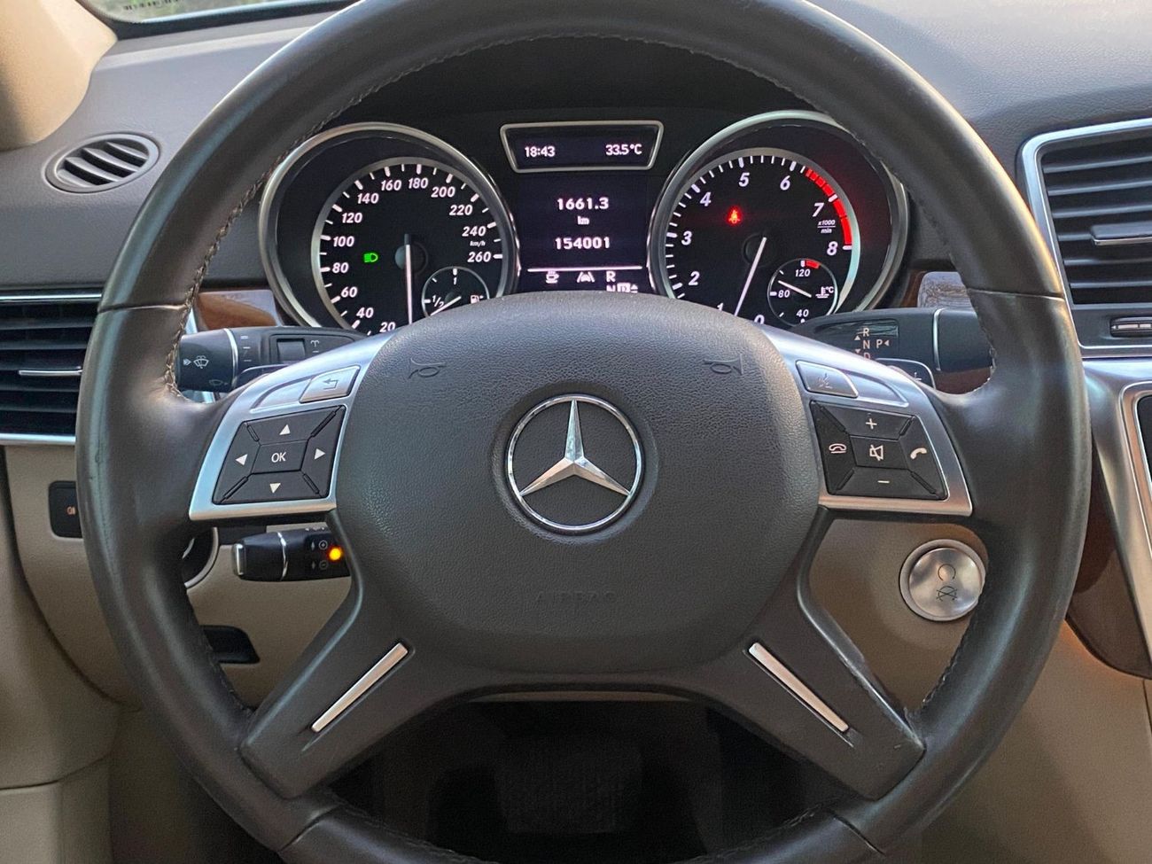 Mercedes-Benz ML 350 4MATIC BODY KIT AMG