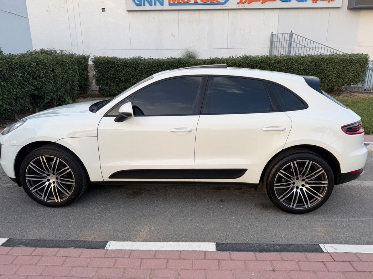 Porsche Macan T 2.0L (260 HP)