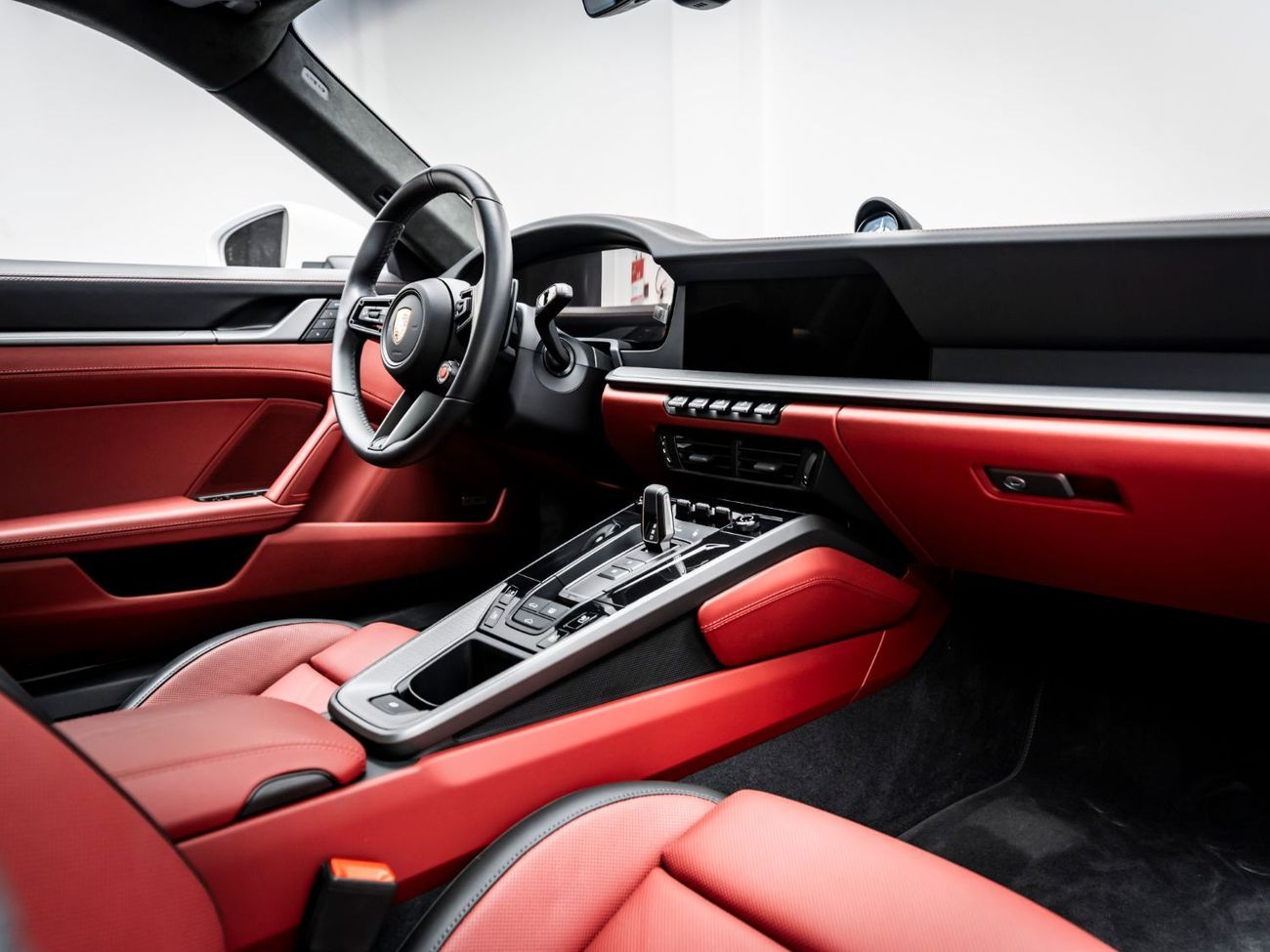 Porsche 911 2025 Porsche 911 Carrera, October 2026 Porsche Warranty, Low KMs, GCC