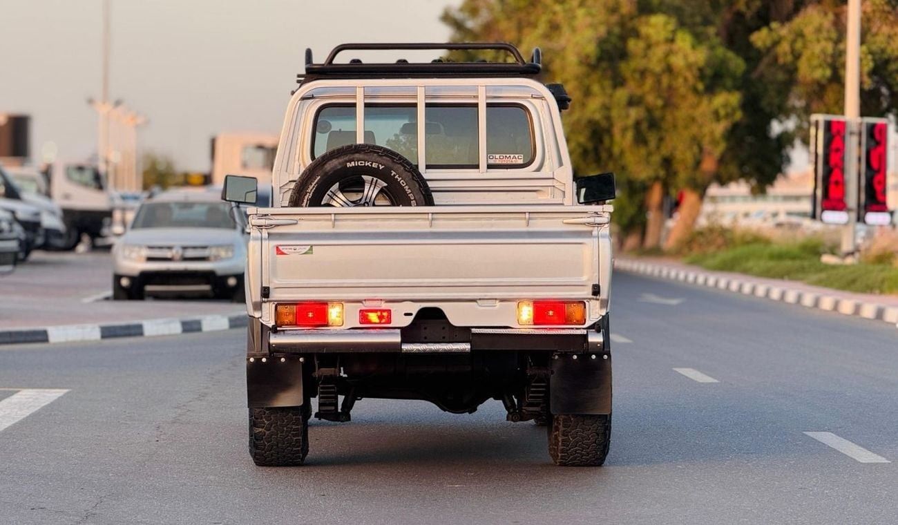 Toyota Land Cruiser Pick Up PREMIUM BULL BAR INSTALLED | RHD | 2010 | SINGLE CABIN | MANUAL TRANSMISSION | AIR SNORKEL | 4.5L DI