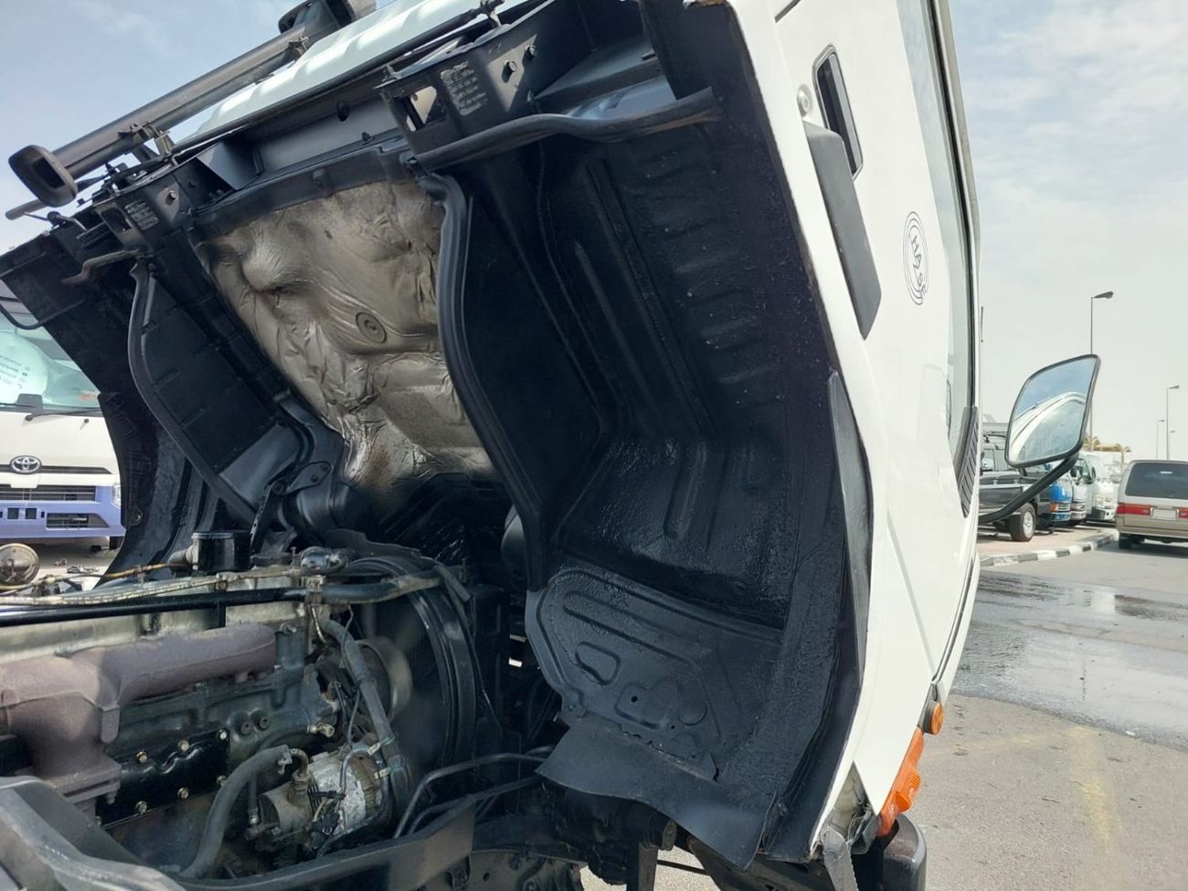 ميتسوبيشي فايتر (RAMADAN OFFER) MITSUBISHI FIGHTER TRUCK RHD 1989 MODEL 6.5 L DIESEL MANUAL(PM30989)