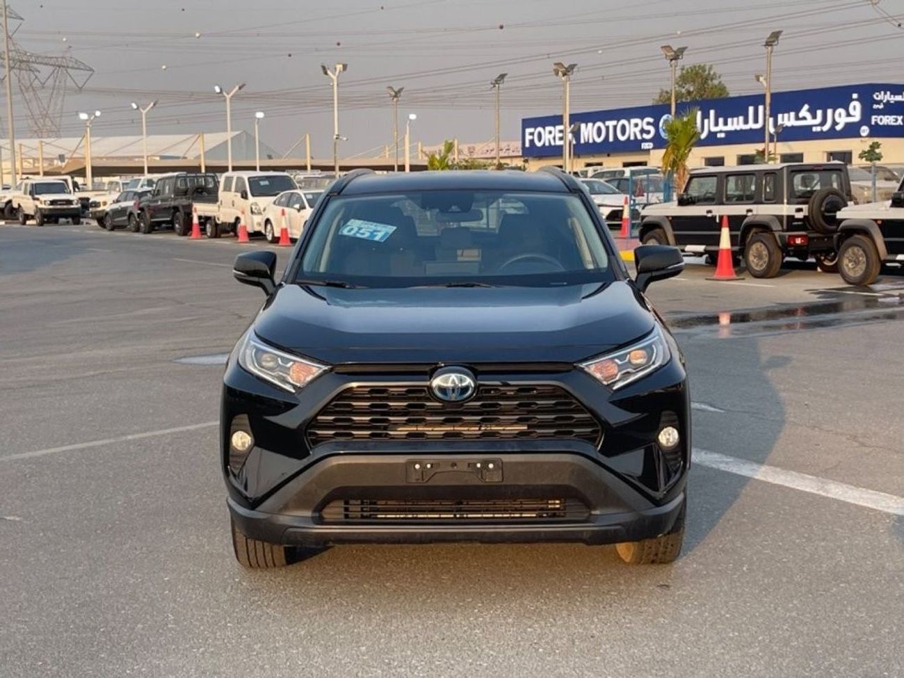 تويوتا راف ٤ 2020  TOYOTA RAV4 XLE HYBRID 4x4 IMPORTED FROM USA