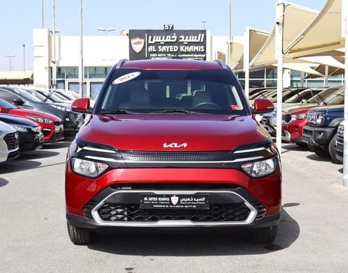 Kia Carens Smartstream 1.5L A/T -KIA CARENS 2023 - GCC - 4(V) -1.5L Accident-free -7 Seats -In excellent condit