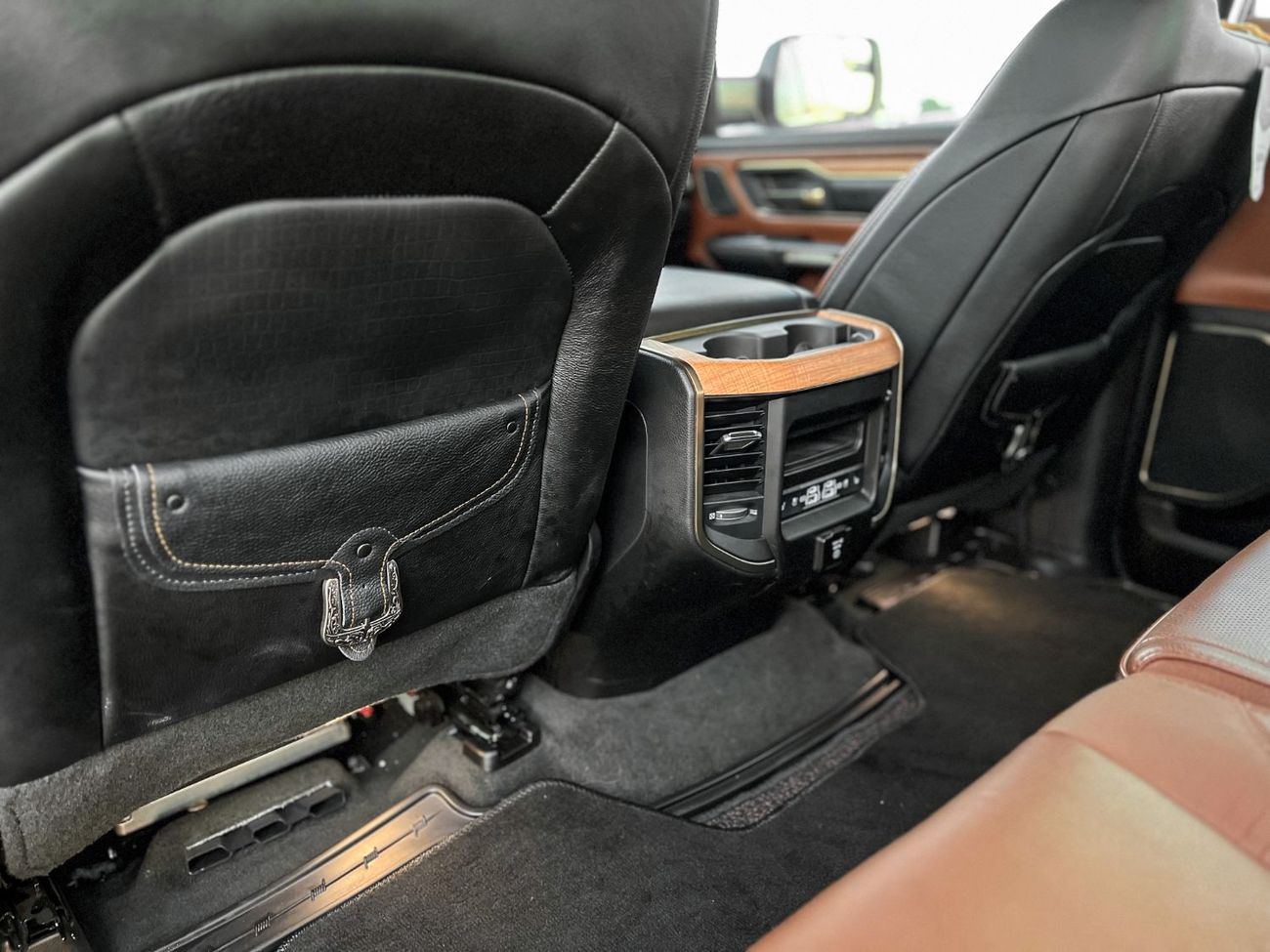 RAM 1500 2023 Ram Limited Long Horn 1500 Hemi 5.7L V8