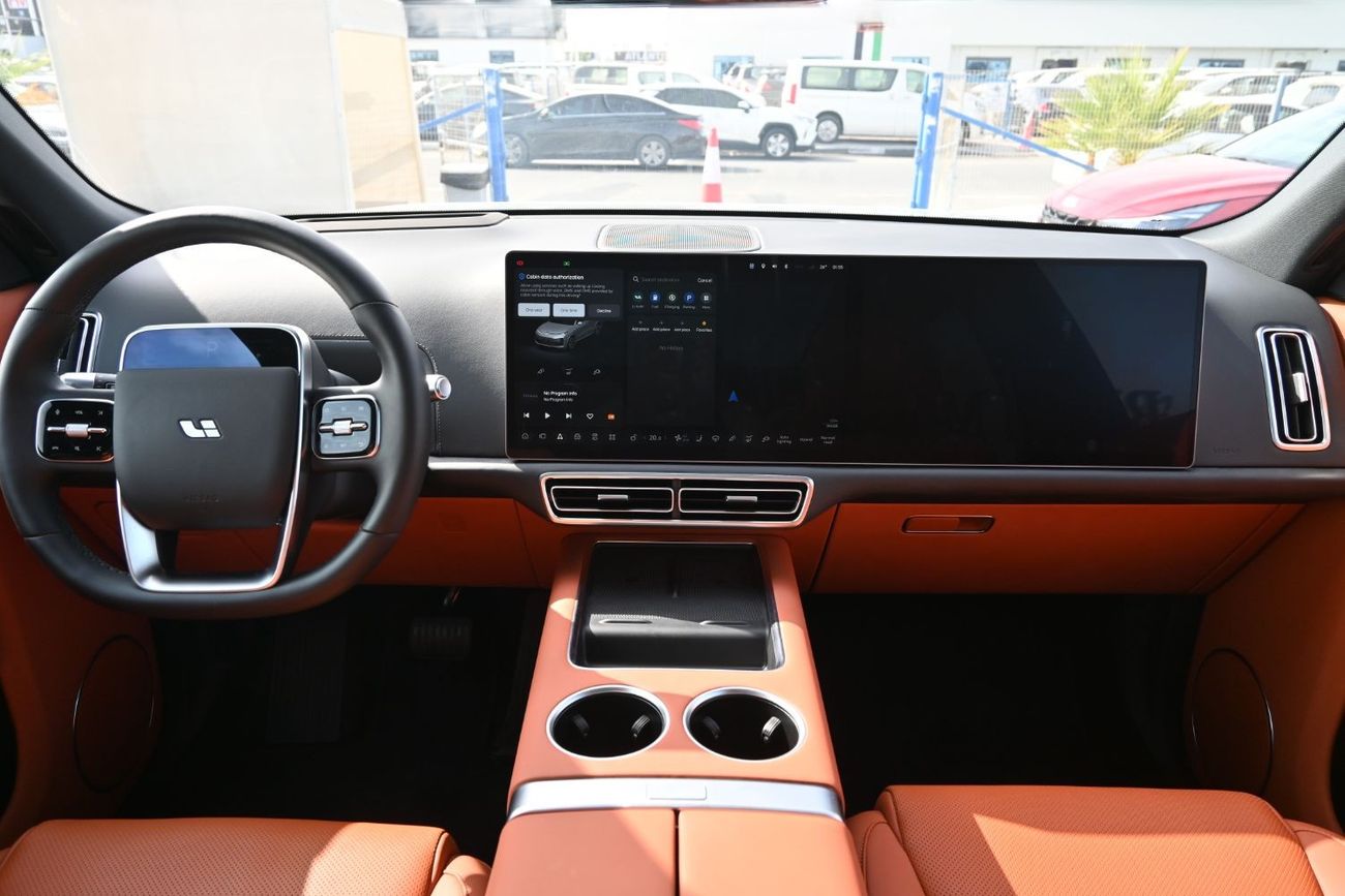 لي اوتو L9 Li L9 Ultra 1.5L Turbo Range Extended EV Model 2024 Color Silver