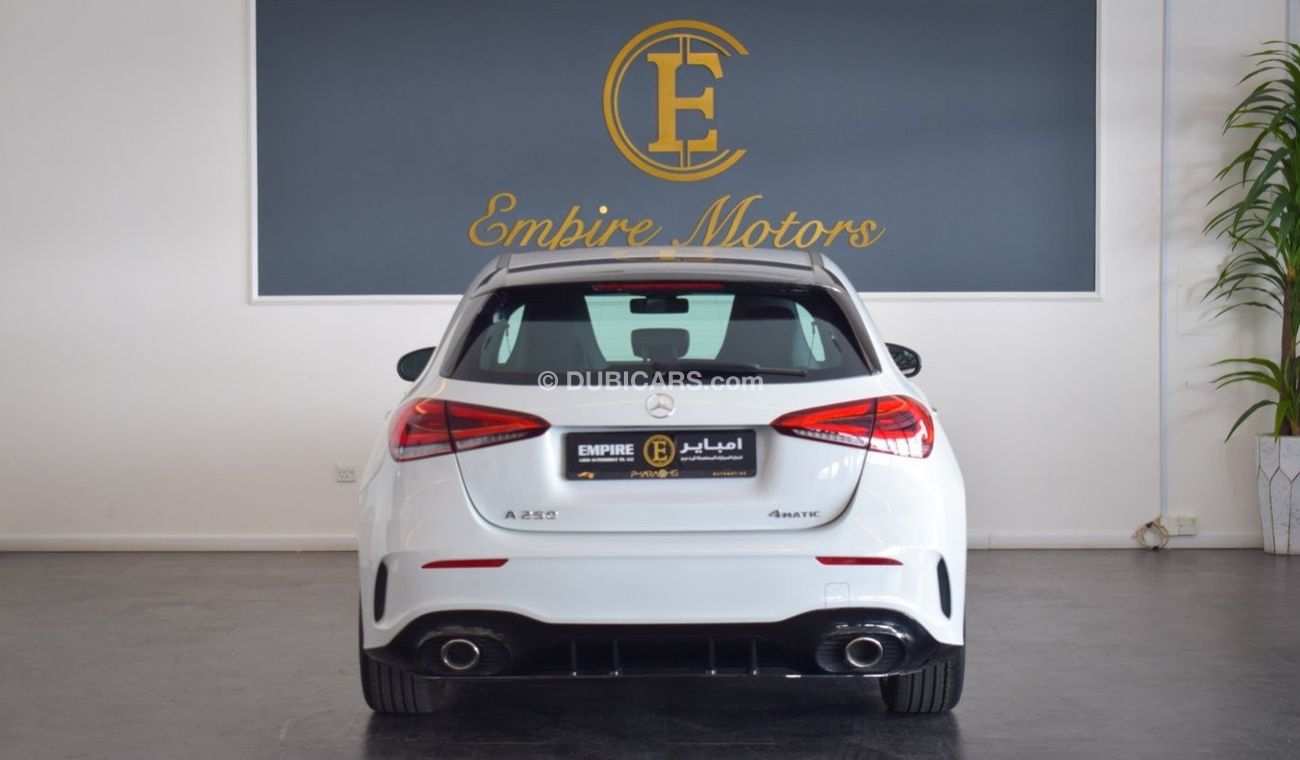 Mercedes-Benz A 250 Premium + Mercedes A250 AMG