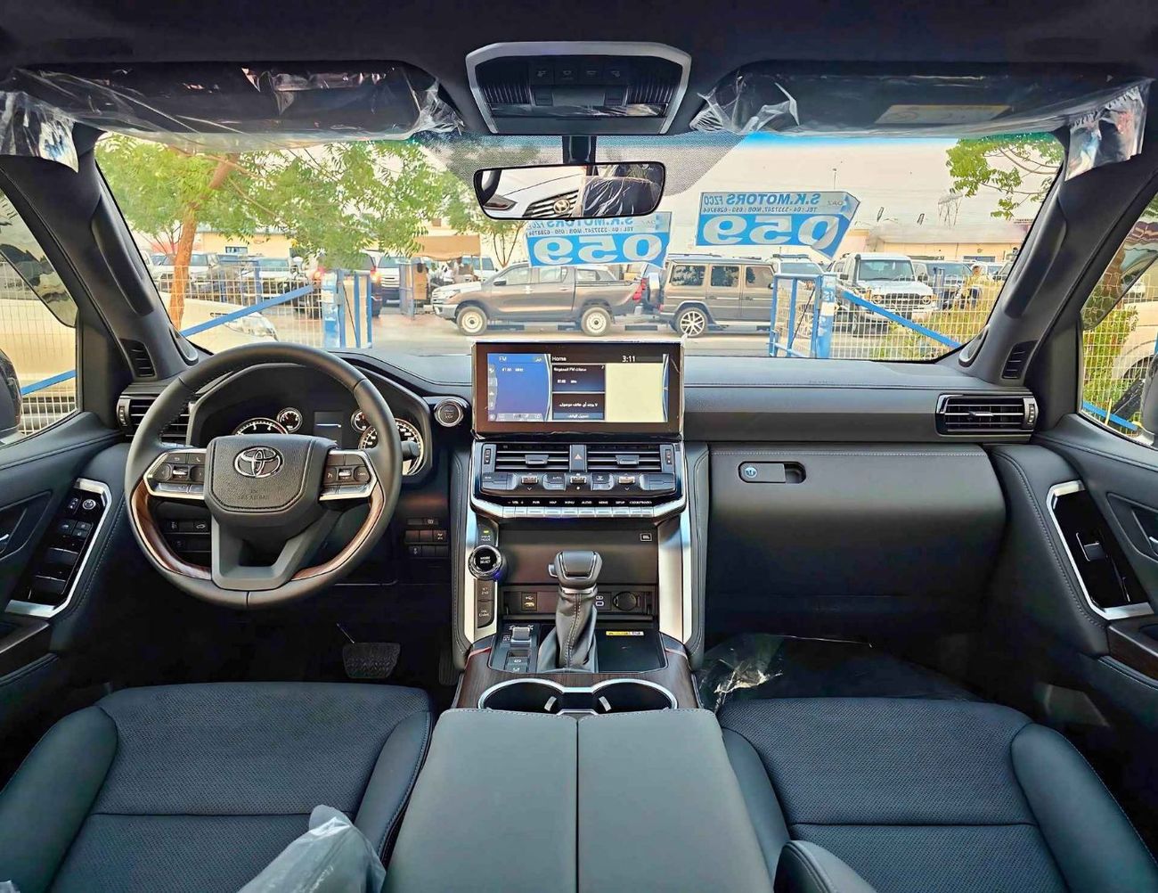 تويوتا لاند كروزر GXR 3.3L DIESEL TWIN TURBO / FULL OPTION / JBL SPEAKERS (CODE # GXR)